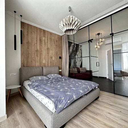 אודסה Sea Symphony 3-Bedrooms Lux Apartment מראה חיצוני תמונה