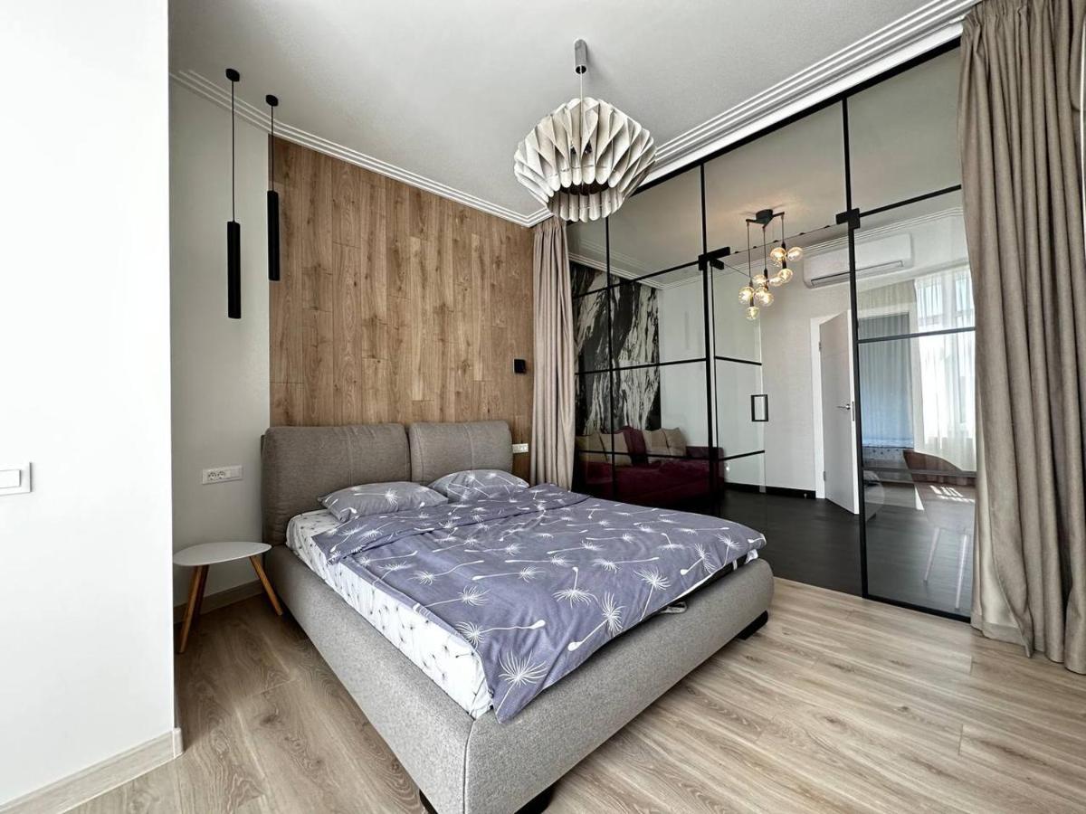 אודסה Sea Symphony 3-Bedrooms Lux Apartment מראה חיצוני תמונה