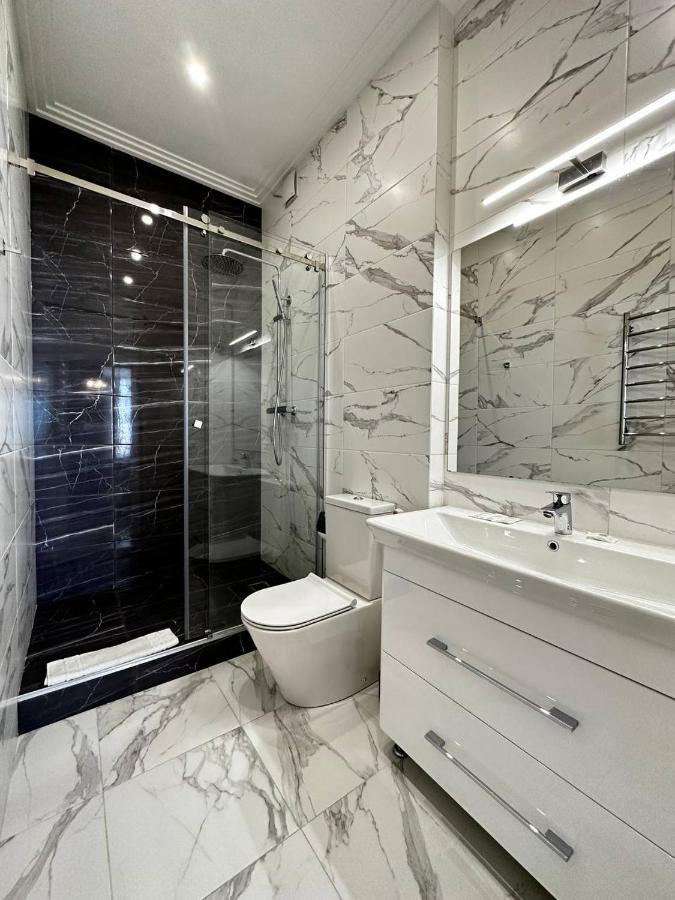 אודסה Sea Symphony 3-Bedrooms Lux Apartment מראה חיצוני תמונה